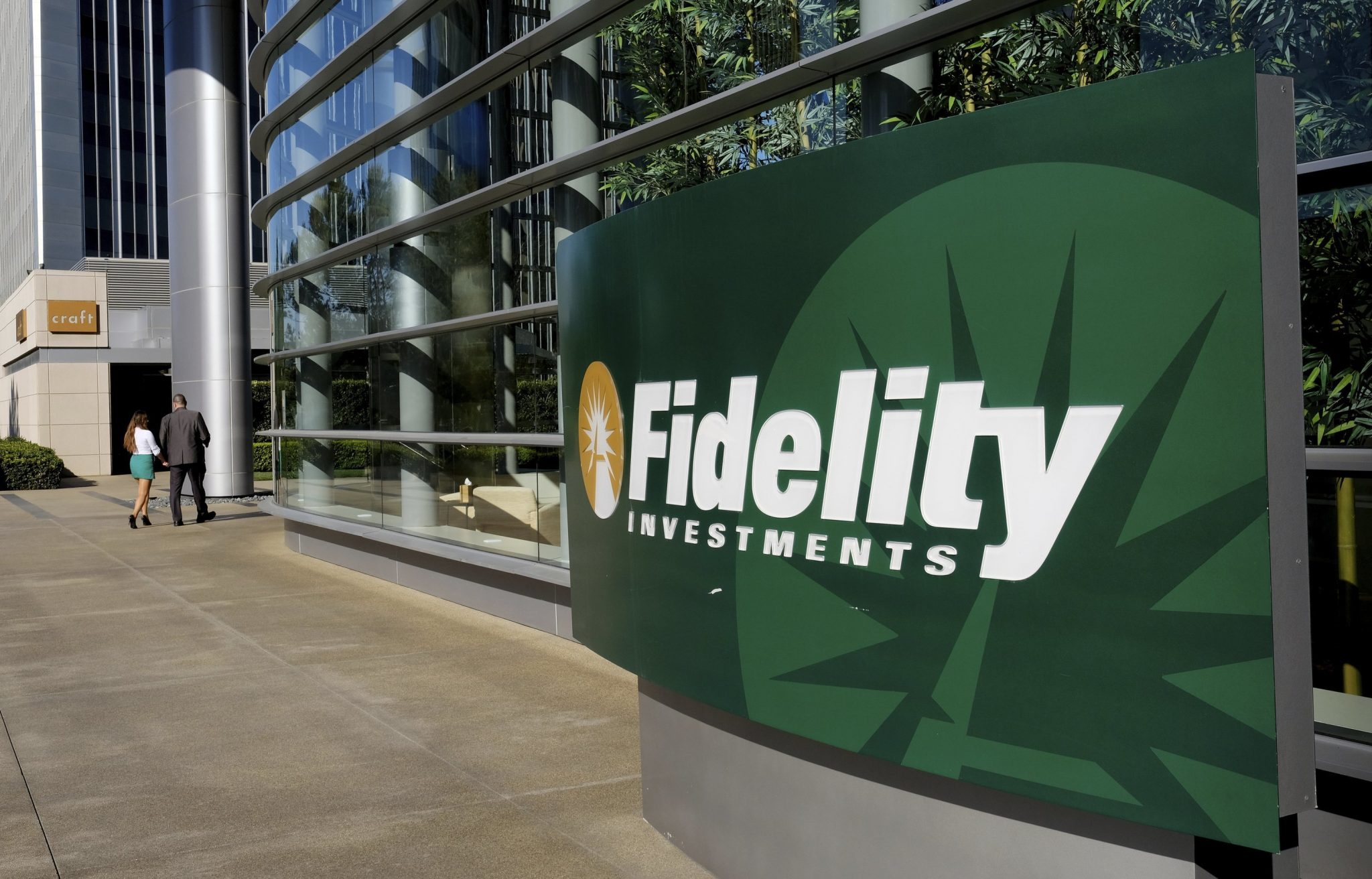 Fidelity Crypto is a go: $4.5 trillion firm launches retail crypto trading