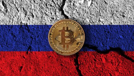 Global Finance Leaders Extend Russian Sanctions to Crypto